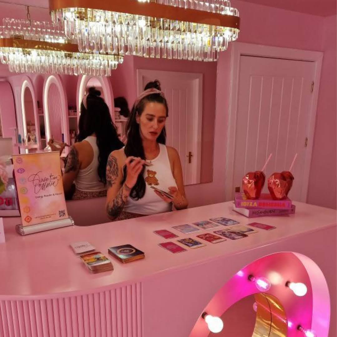 Marie laying out a card spread